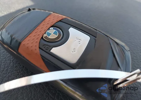 2015 BMW 328D из США, поврежденный, VIN WBA3D3C57FK157853